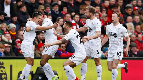 西蒙：若亚马尔无法报到我希望他休息；密集赛程问题需要解决（西蒙：亚马尔若无法集结，宁可先休息；过密赛程亟待解决）