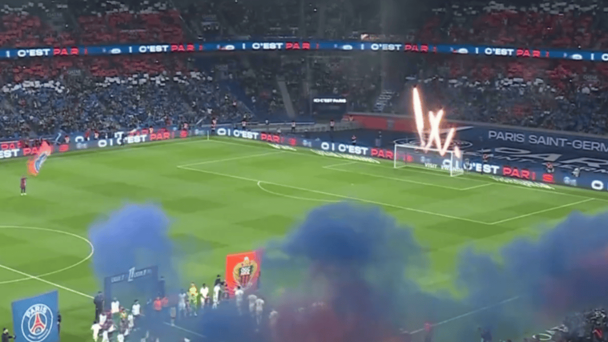 利物浦应对萨拉赫危机：与莱比锡就天才边锋迪奥曼德展开深入转会谈判（为解萨拉赫难题，利物浦与莱比锡加速就新星边锋迪奥曼德的转会洽谈）